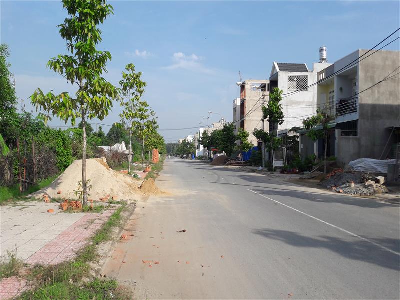 Bán lại lô đất nền tái định cư Vĩnh Lộc B dt 64m2 giá 1.65 tỷ