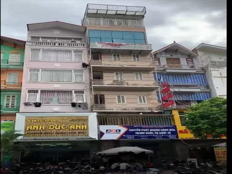 Cần Bán Căn Nhà 7 Lầu Mặt Tiền Nguyễn Hoàng 18 phòng ngủ Cần Bán Căn Nhà 7 Lầu Mặt Tiền Nguyễn Hoàng 18 phòng ngủ