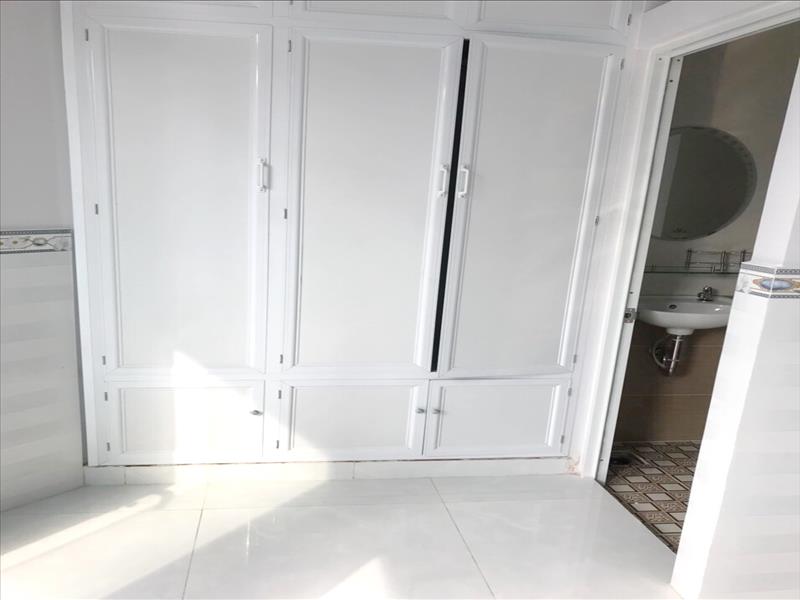 Nhà mới 3lầu hẻm 154 Âu Dương Lân P3 Quận 8 Nhà mới 3lầu hẻm 154 Âu Dương Lân P3 Quận 8