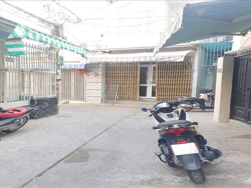 Nhà đẹp, 2lầu4pn hẻm 314 Âu Dương Lân P3 Q8 Nhà đẹp, 2lầu4pn hẻm 314 Âu Dương Lân P3 Q8