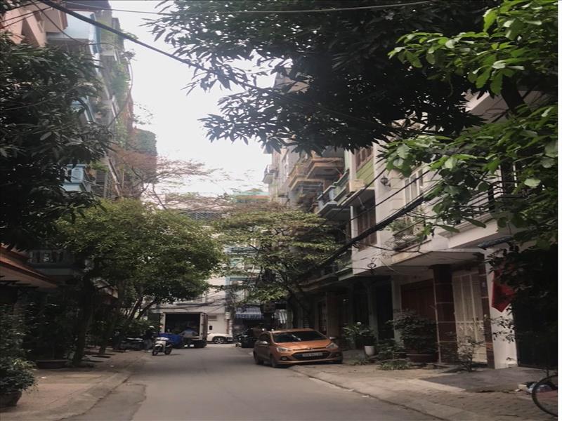 Siêu Phẩm Nhà ô tô tránh, Kinh doanh đỉnh, ở Dịch Vọng chỉ với 7 tỷ Siêu Phẩm Nhà ô tô tránh, Kinh doanh đỉnh, ở Dịch Vọng chỉ với 7 tỷ