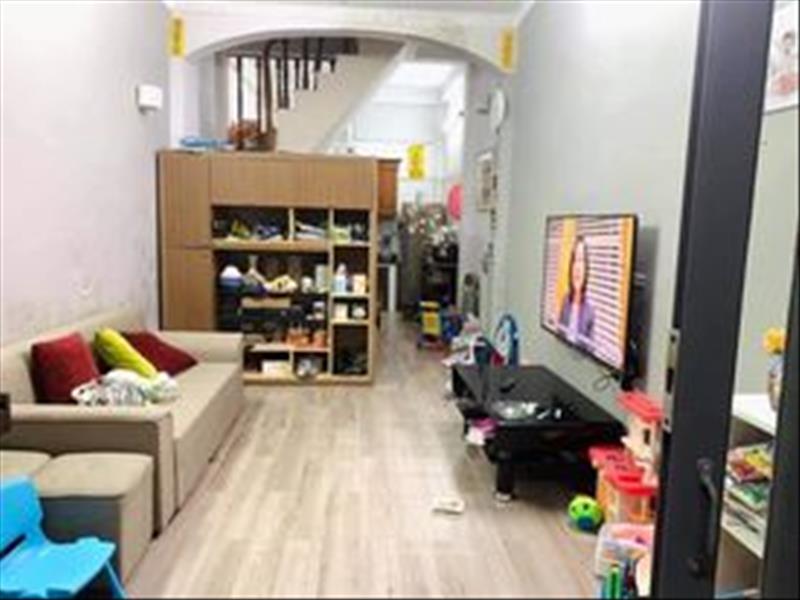 Bán Nhà Đăng Văn Ngữ, Đống Đa 40m 4 Tầng , Ngõ Thông Gần Ô Tô Giá 4,15 tỷ