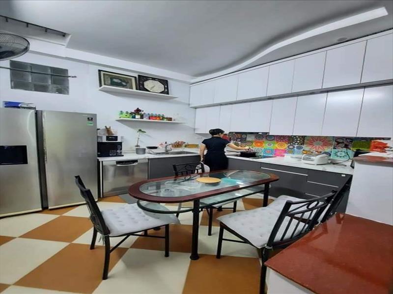 Chỉ nhỉnh 5 tỷ có nhà phân lô ở Hoàng Quốc Việt, 5 tầng, 46m2, 0939286833 Chỉ nhỉnh 5 tỷ có nhà phân lô ở Hoàng Quốc Việt, 5 tầng, 46m2, 0939286833