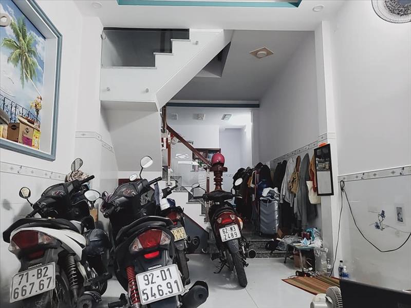 Bán nhà Trương Đăng Quế, Sân Chung Rộng 10m, 65m2, 59 tỷ Bán nhà Trương Đăng Quế, Sân Chung Rộng 10m, 65m2, 59 tỷ