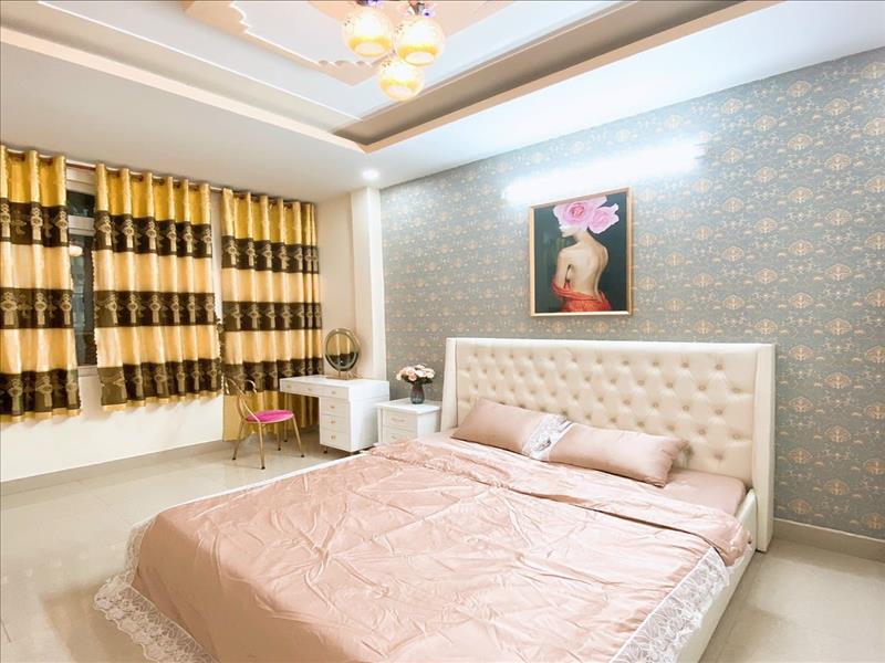 Bán Nhà Quận 3 Trần Quang Diệu Giá 82 Tỷ HXH 4 Tầng BTCT 6 PN Mới 100