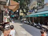 Bán nhà Giảng Võ, Ngọc Khánh 68m2, 4 tầng, mt 75M, 52 tỷ, rất đẹp thoáng, gần bãi ô tô