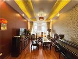 Siêu Hiếm Bán nhà ở 124 Âu Cơ, Ô tô vào nhà, 5 tầng đẹp, chỉ với nhỉnh 6 tỷ
